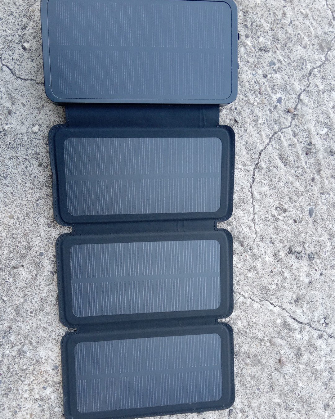 Solar power bank